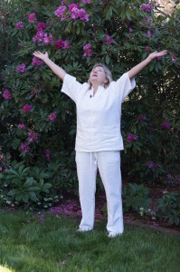 Margie, Qigong teacher, drawing in Heavenly energy